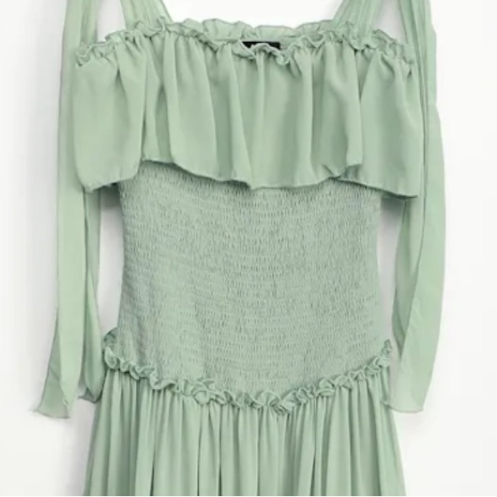 ๐ Lulu's Like a Fairy Tale Sage Green Smocked Tie-Strap Tiered Maxi Dress Large - Picture 5 of 9